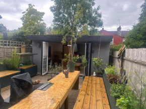 Inviting 1-Bed Studio in London